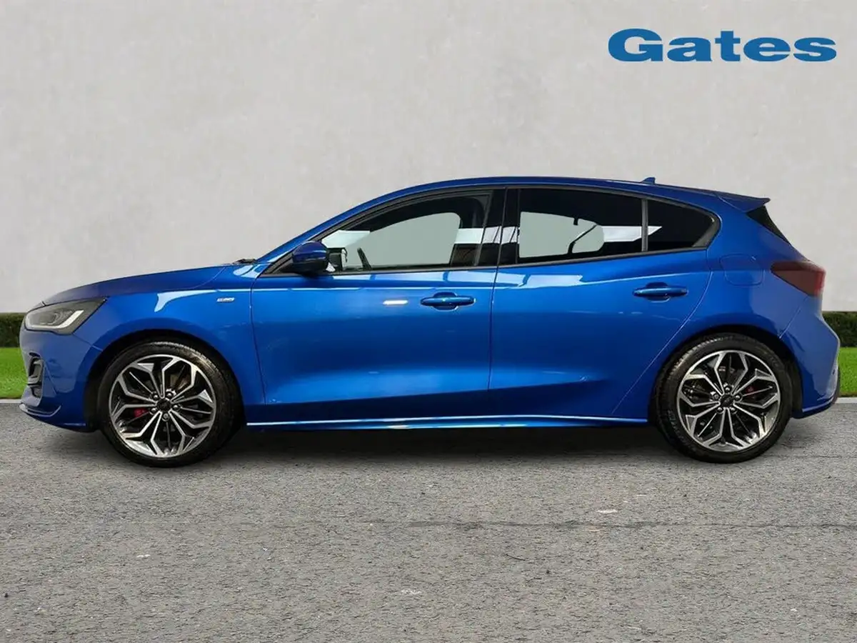 2023-ford-focus-10t-st-line-x-125ps-hatchback-big-3