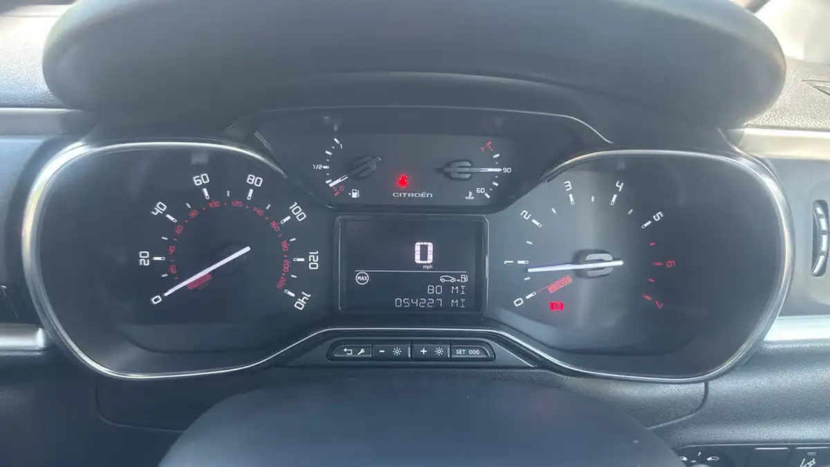2018-citroen-c3-12-puretech-flair-82ps-big-12