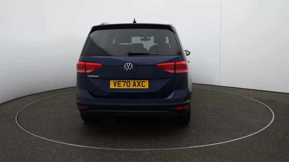 2020-volkswagen-touran-15-tsi-sel-dsg-big-51