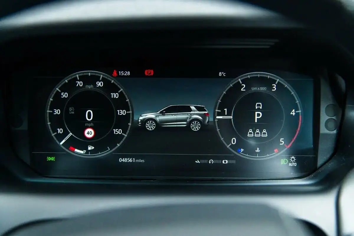 2020-land-rover-discovery-sport-20-d180-r-dynamic-hse-big-29