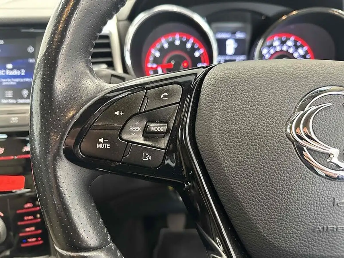 2019-kgm-ssangyong-tivoli-16-ultimate-big-28