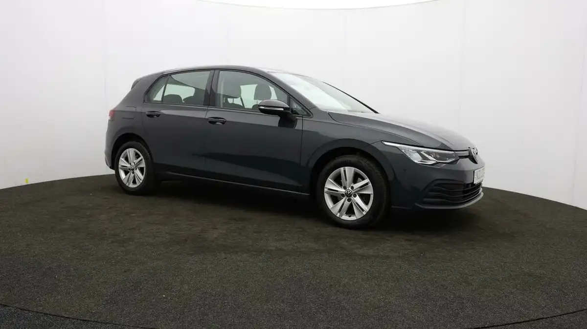 2022-volkswagen-golf-20tdi-life-hatchback-big-36