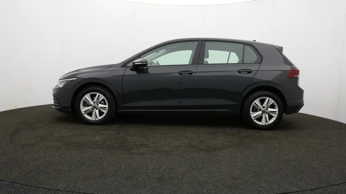 2022-volkswagen-golf-20tdi-life-hatchback-big-60