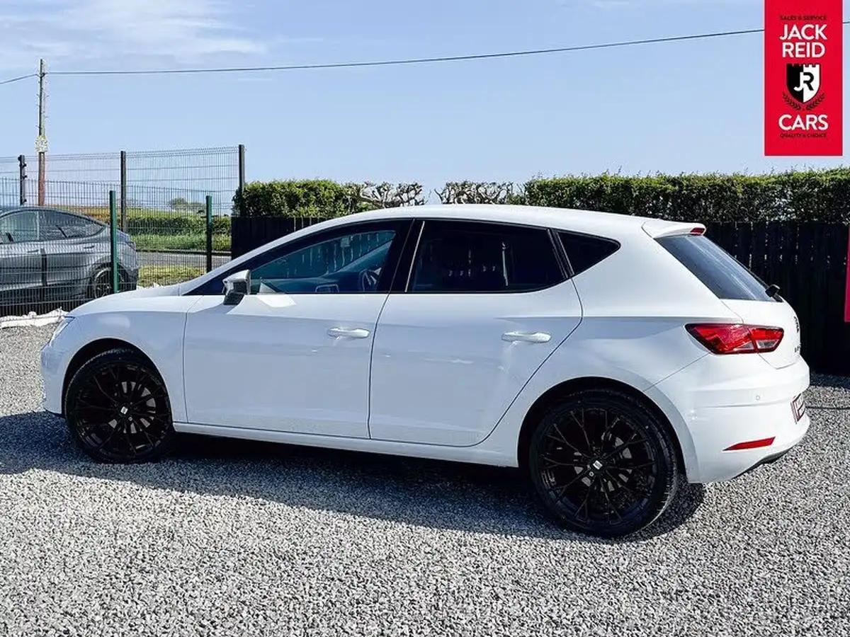 2020-seat-leon-15-tsi-evo-se-dynamic-hatchback-big-1