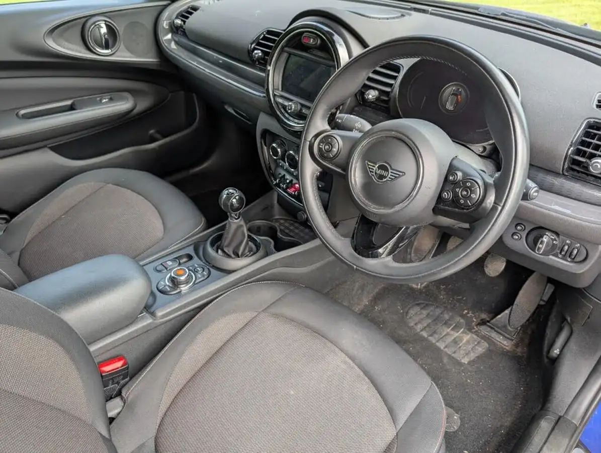 2020-mini-clubman-15-cooper-classic-big-2