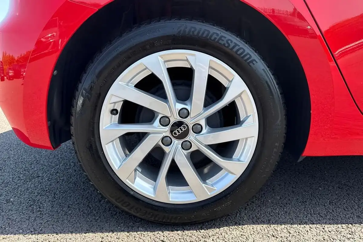 2022-audi-a1-10-25-tfsi-sport-big-10
