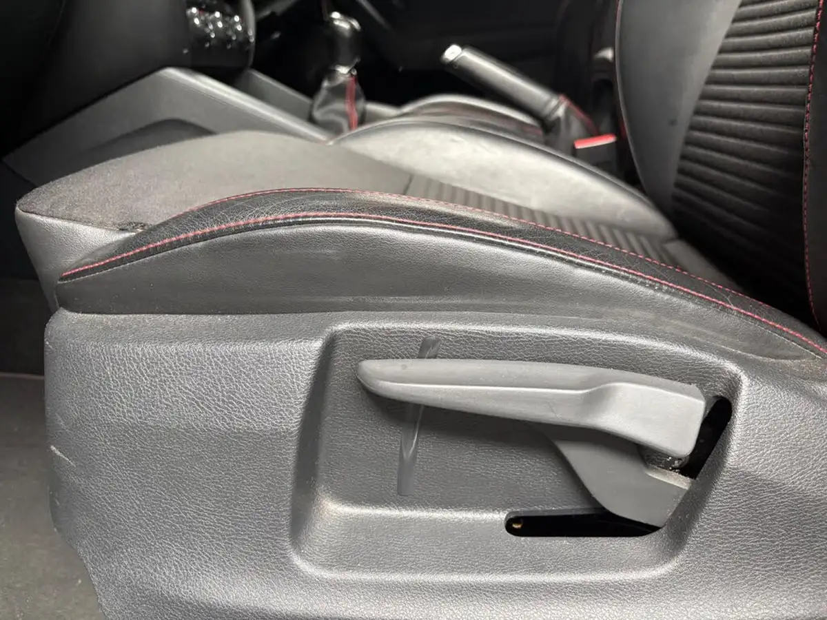 2013-skoda-octavia-20tdi-vrs-184ps-estate-big-68