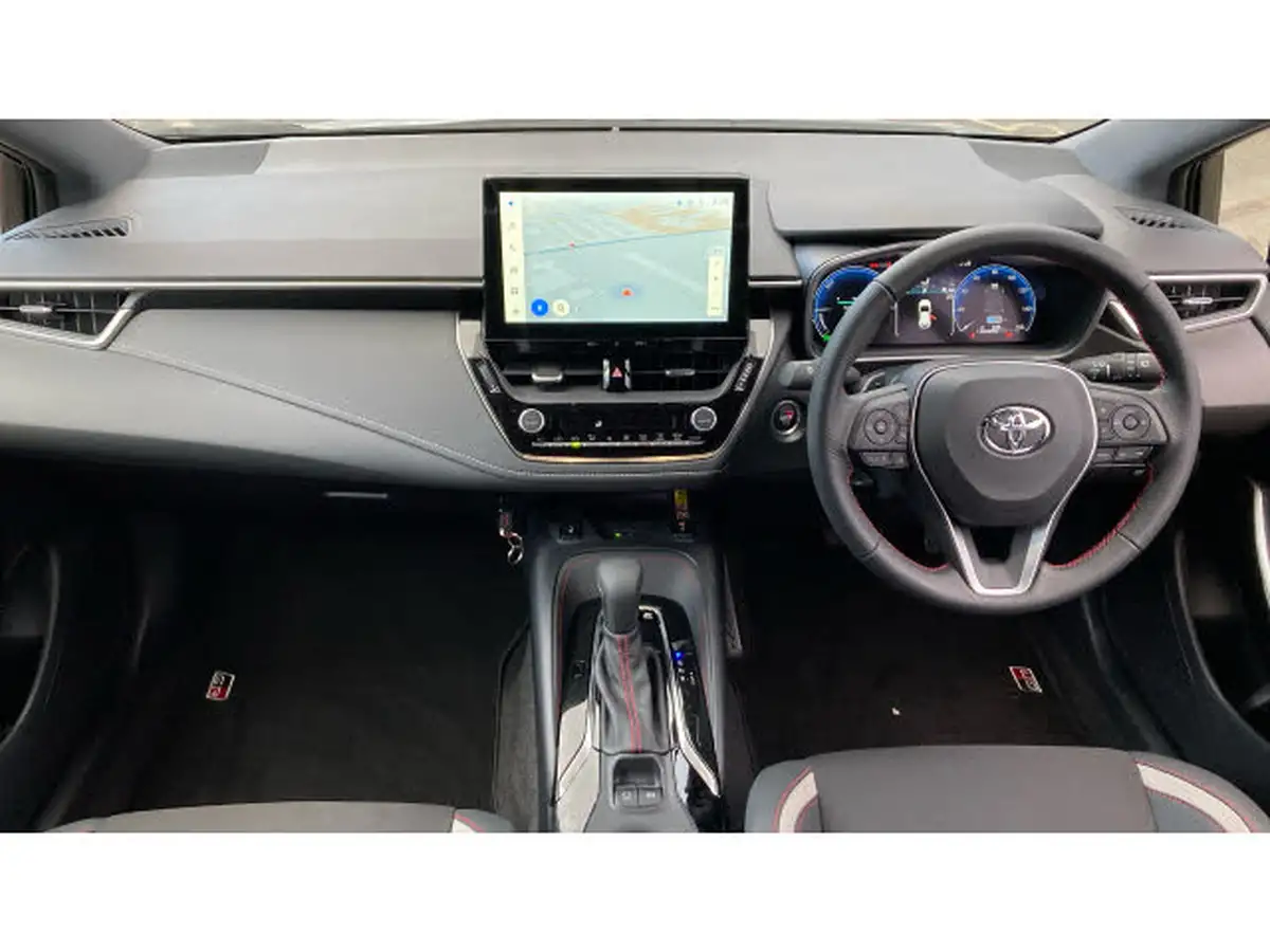 2024-toyota-corolla-20-vvt-i-gr-sport-hatchback-big-4