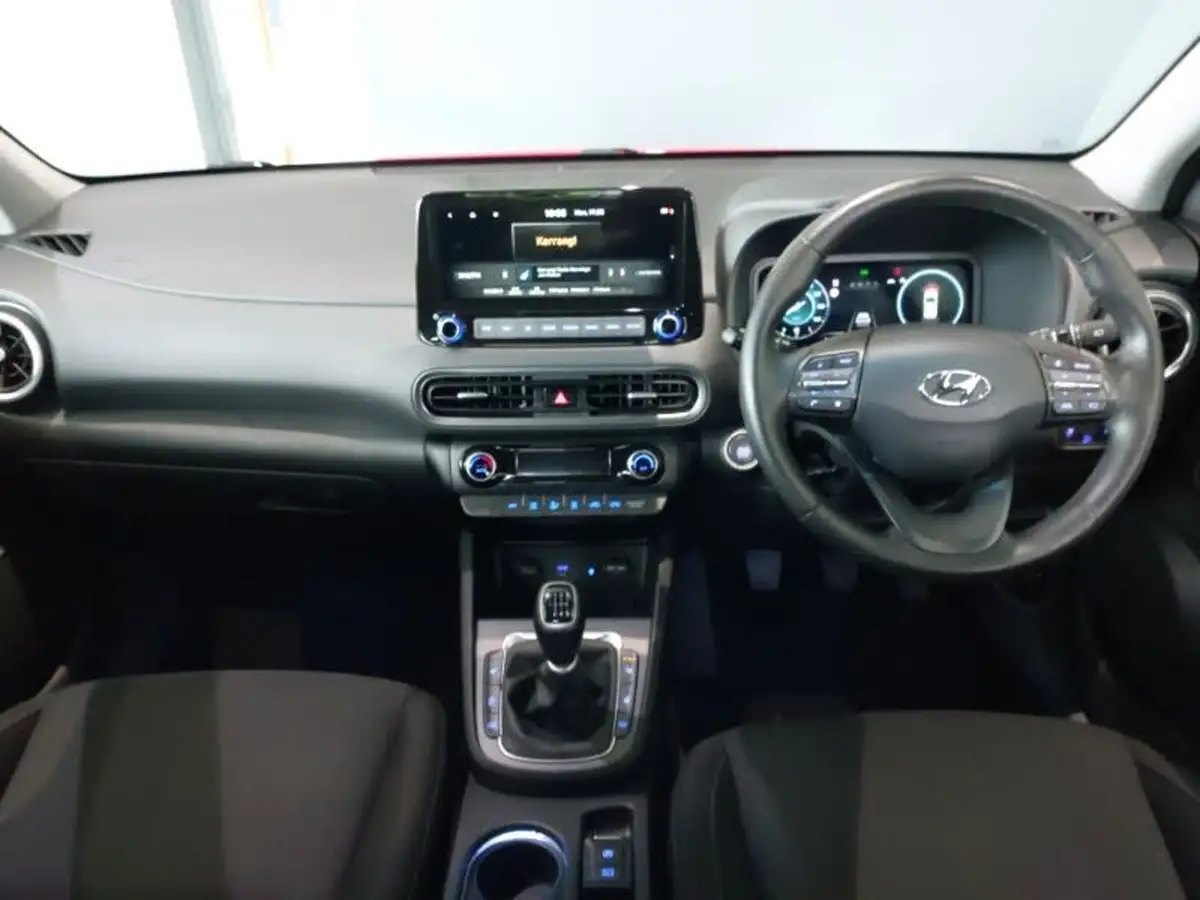 2022-hyundai-kona-10-t-gdi-premium-big-2
