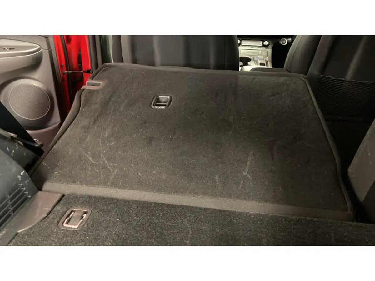 2022-hyundai-kona-e-premium-204ps-64kwh-7kw-obc-big-77