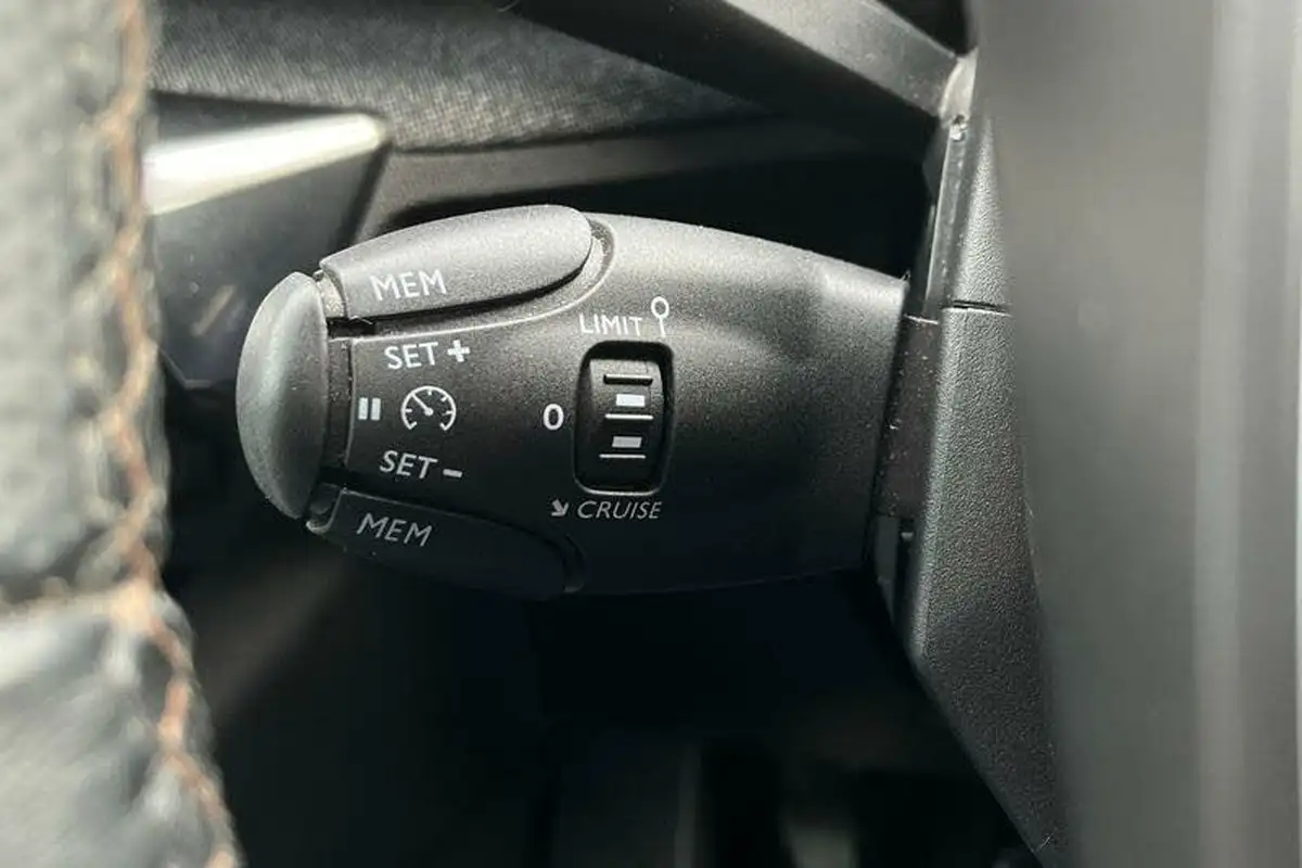 2019-peugeot-3008-suv-15-bluehdi-gt-line-big-36