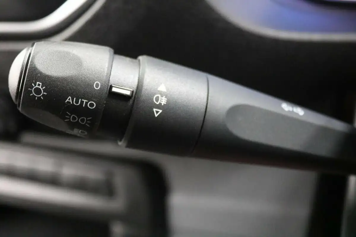 2021-peugeot-expert-e-professional-standard-75kwh-panel-big-32