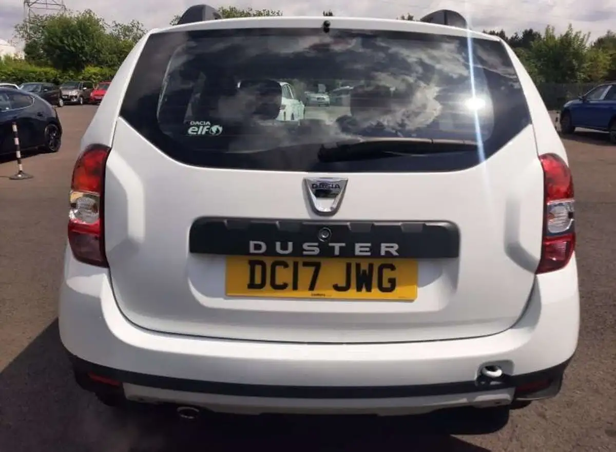 2017-dacia-duster-12-tce-laureate-big-2