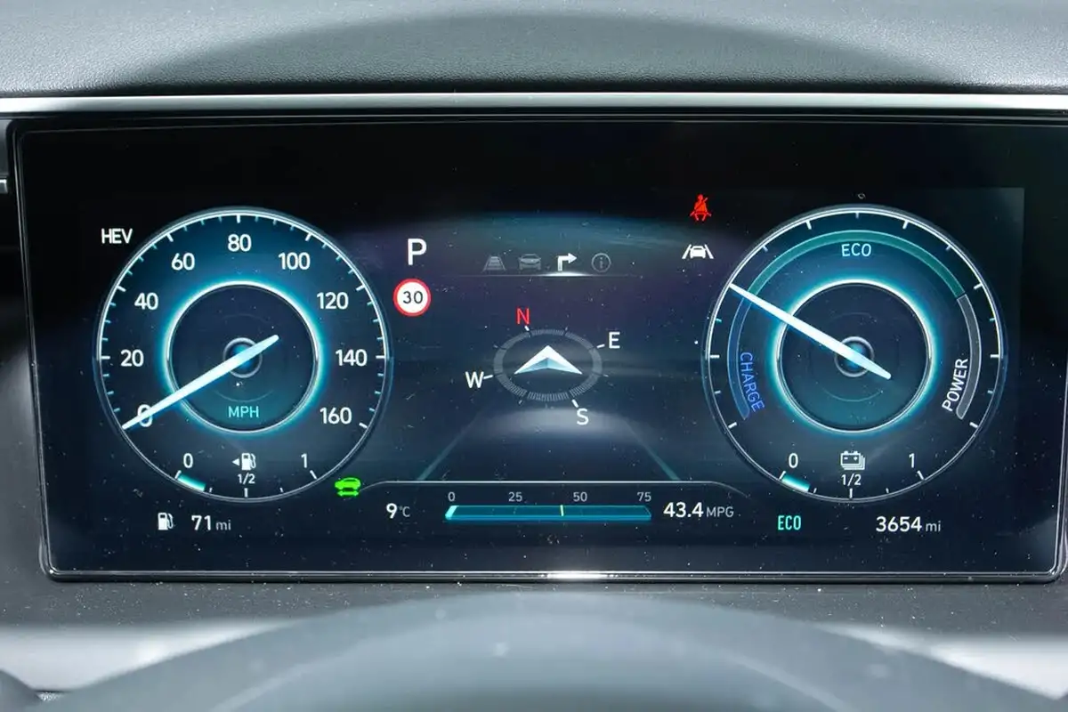 2024-hyundai-tucson-16-t-gdi-premium-265ps-4wd-phev-auto-big-13