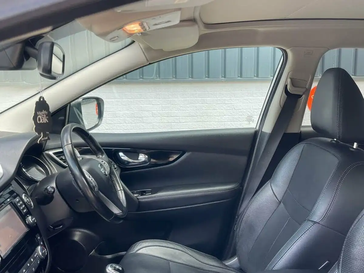 2016-nissan-qashqai-15dci-tekna-big-39