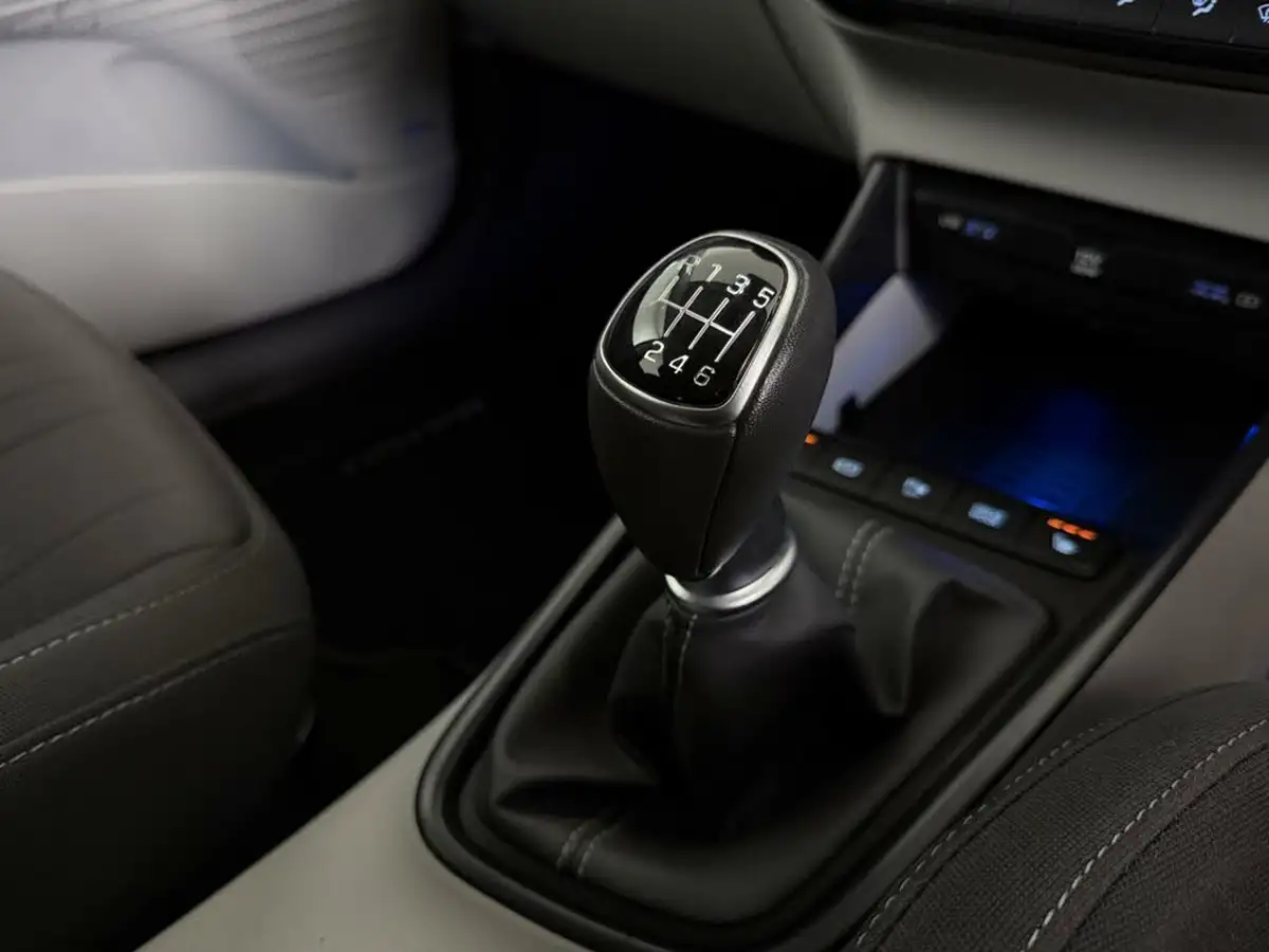 2021-hyundai-bayon-10-t-gdi-ultimate-100ps-big-37