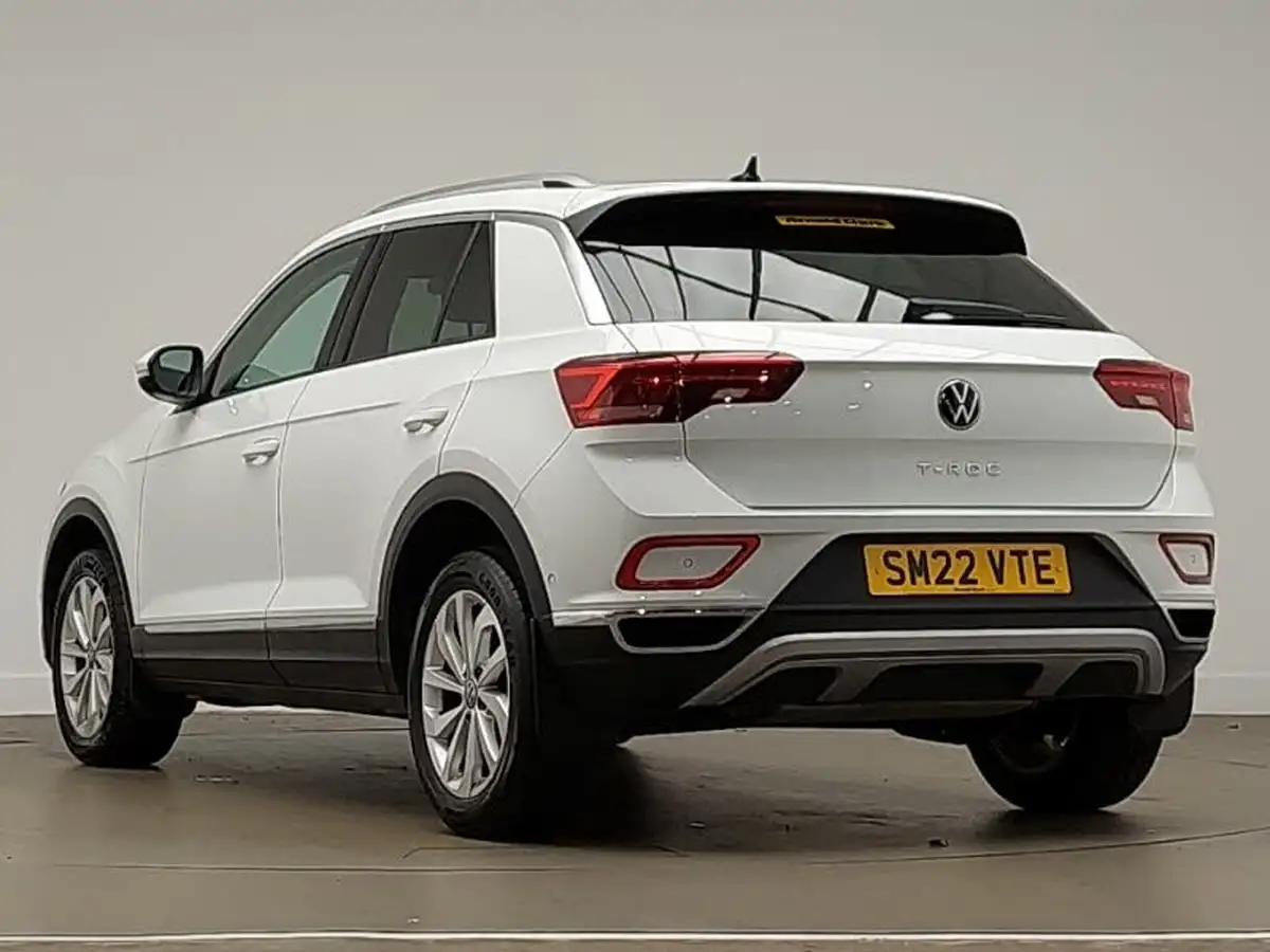 2022-volkswagen-t-roc-10-tsi-style-hatchback-5d-big-1