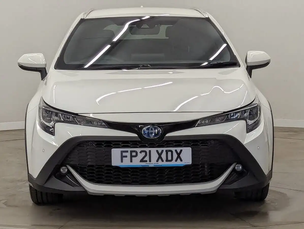 2021-toyota-corolla-18-vvt-i-trek-big-5