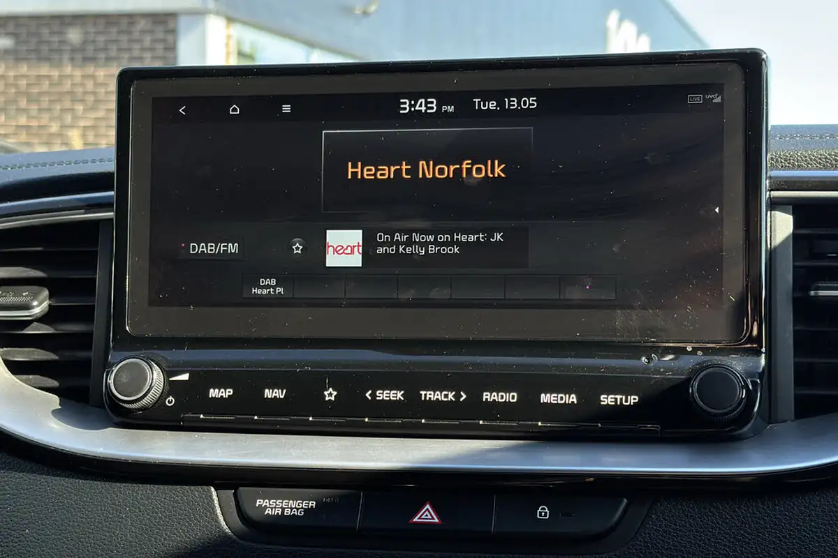 2021-kia-ceed-15-t-gdi-gt-line-big-19