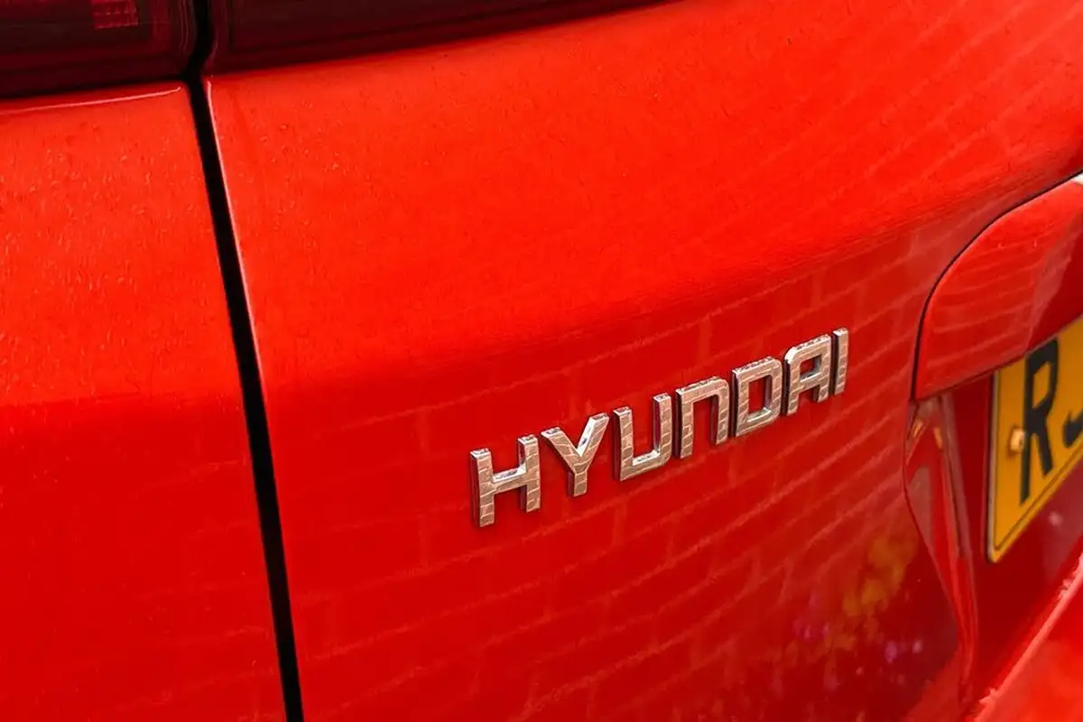 2018-hyundai-kona-10-t-gdi-premium-se-1-tone-roof-big-25