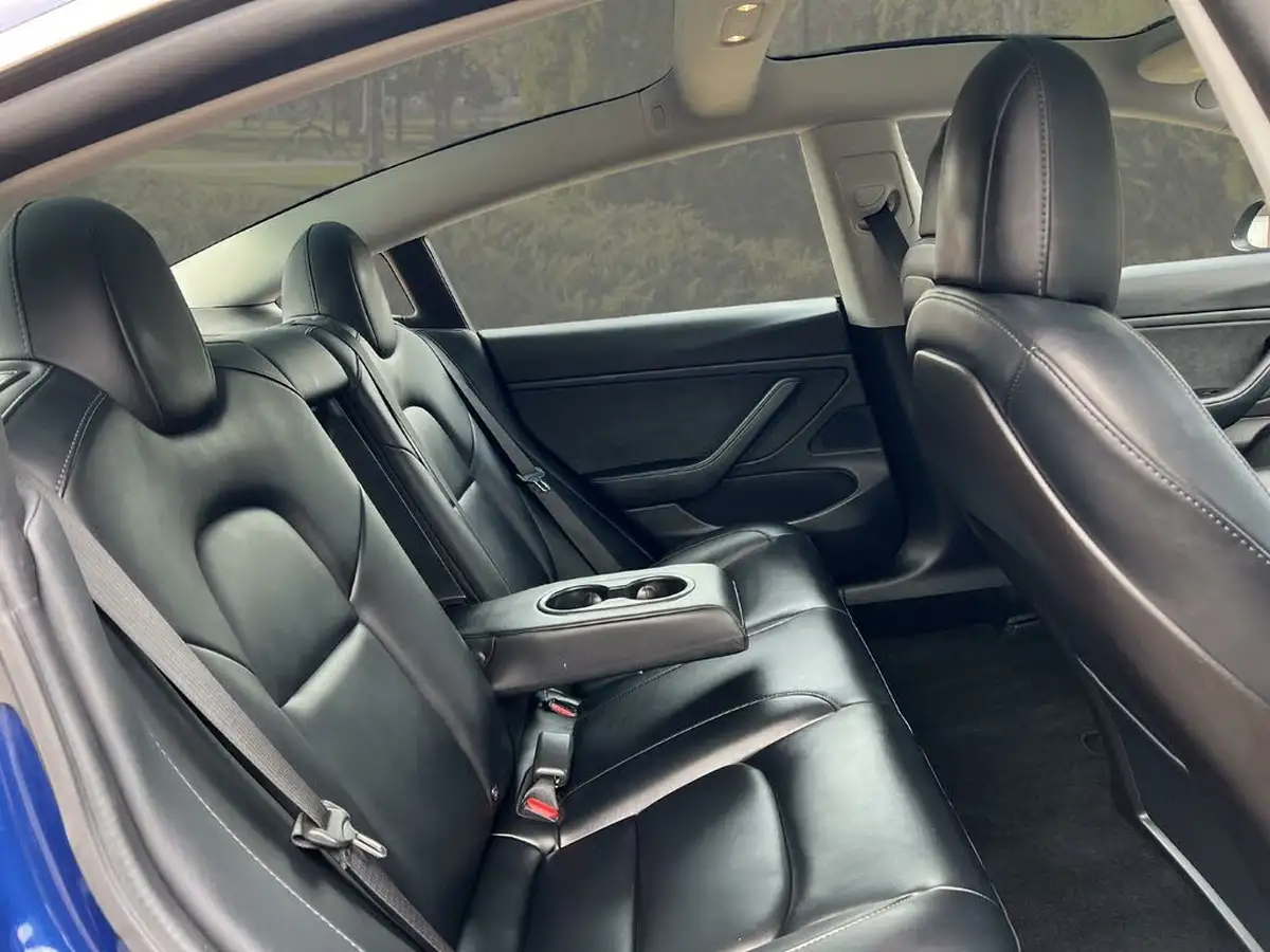 2020-tesla-model-3-e-standard-plus-big-11