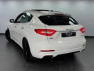 2018-maserati-levante-30-s-gransport-nerissimo-pack-ss-small-11