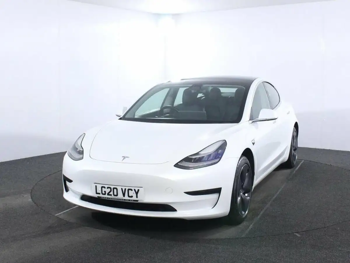 2020-tesla-model-3-e-standard-plus-big-2