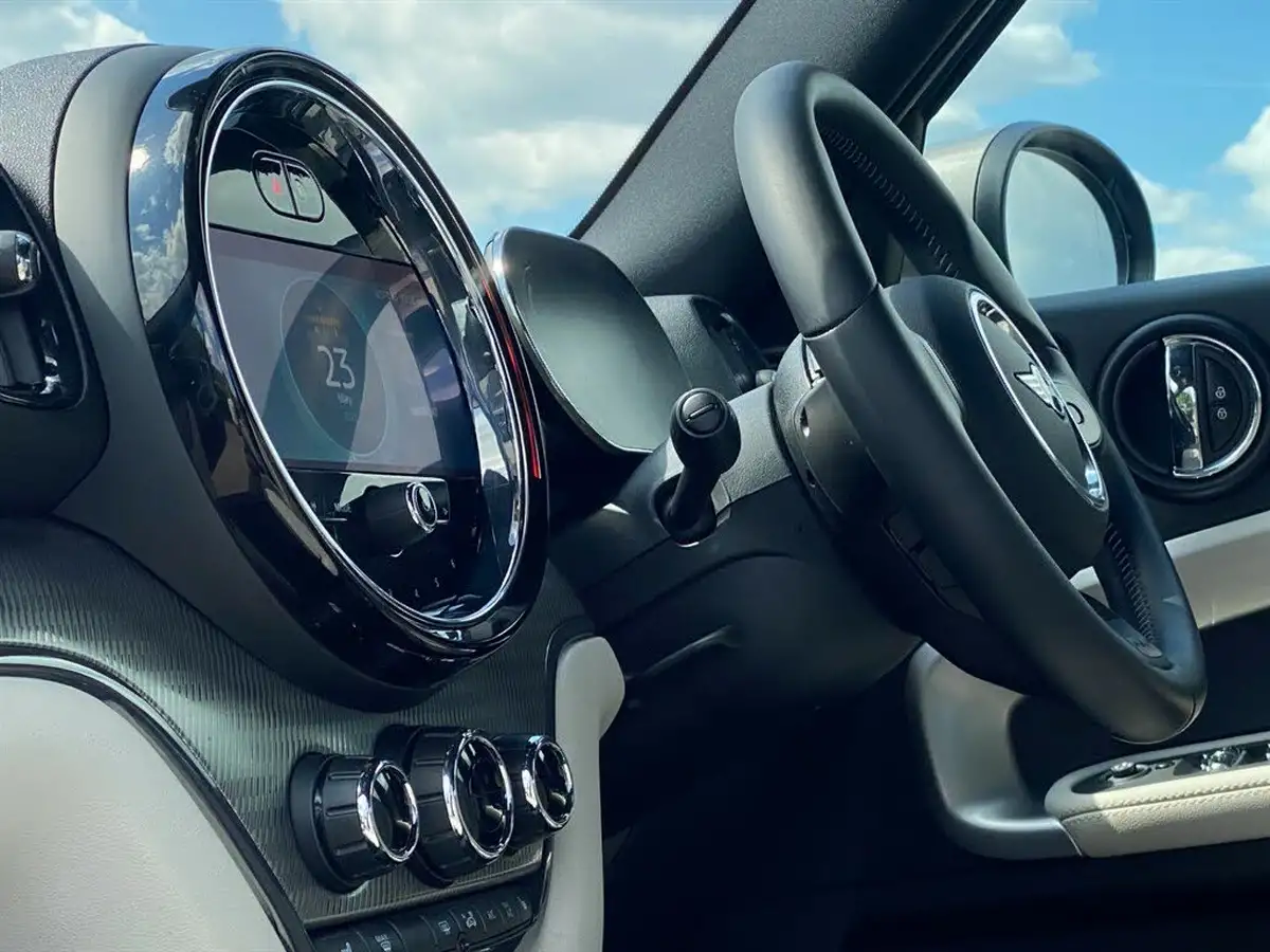 2023-mini-countryman-15-cooper-exclusive-premium-big-33