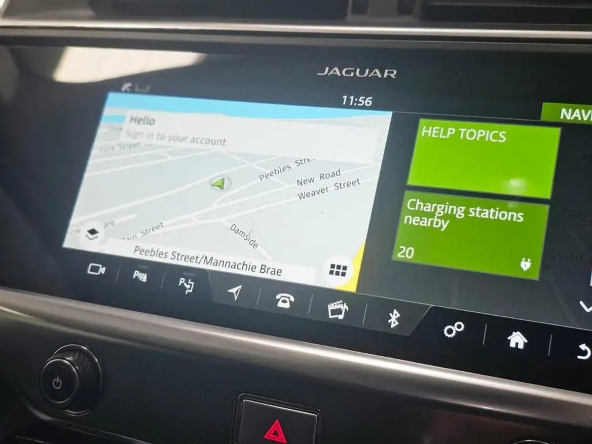 2019-jaguar-i-pace-ev400-se-big-19