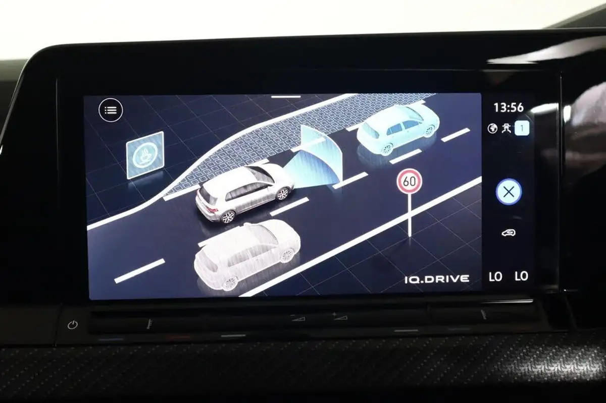 2021-volkswagen-golf-20-tsi-r-hatchback-big-45