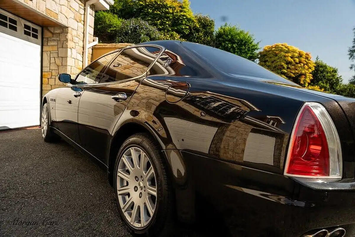 2014-maserati-quattroporte-big-12