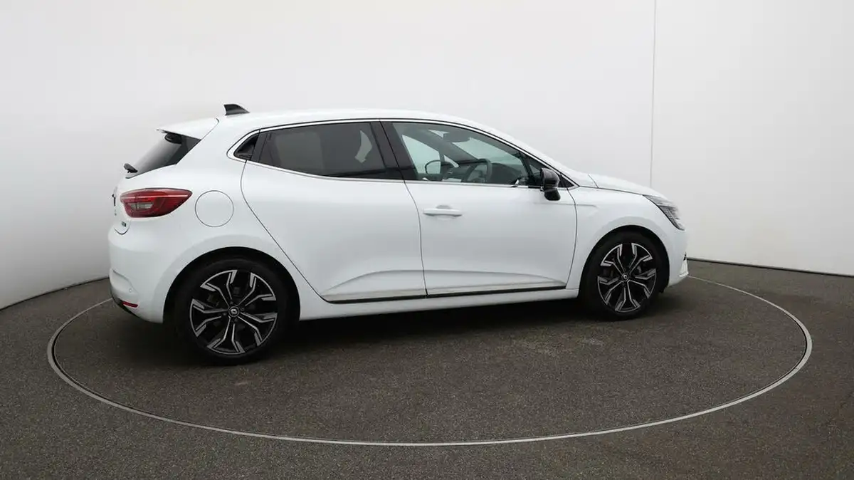 2023-renault-clio-16-techno-big-50