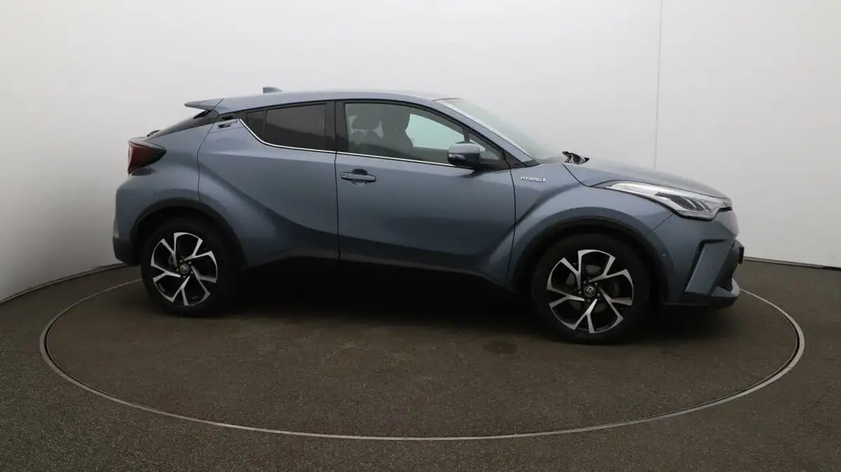 2021-toyota-c-hr-18-vvt-i-design-big-49