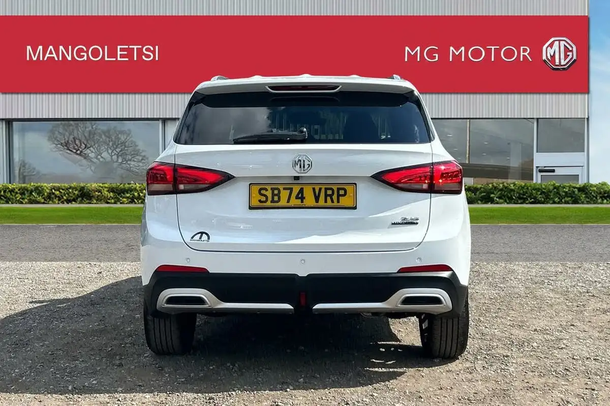 2025-mg-zs-suv-15-trophy-big-6