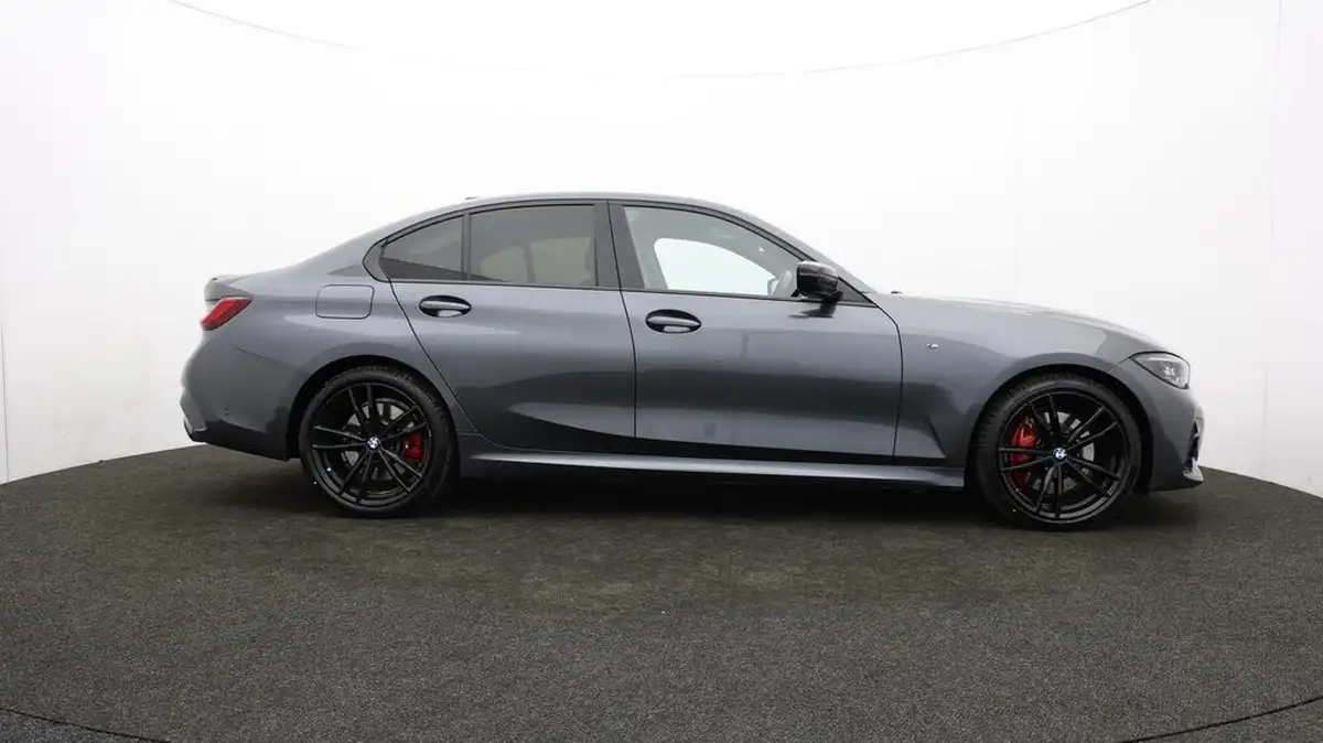 2022-bmw-3-series-30td-m340d-xdrive-saloon-4d-big-42