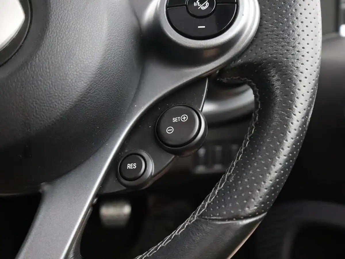 2018-smart-fortwo-10-prime-sport-premium-coupe-twinamic-big-20