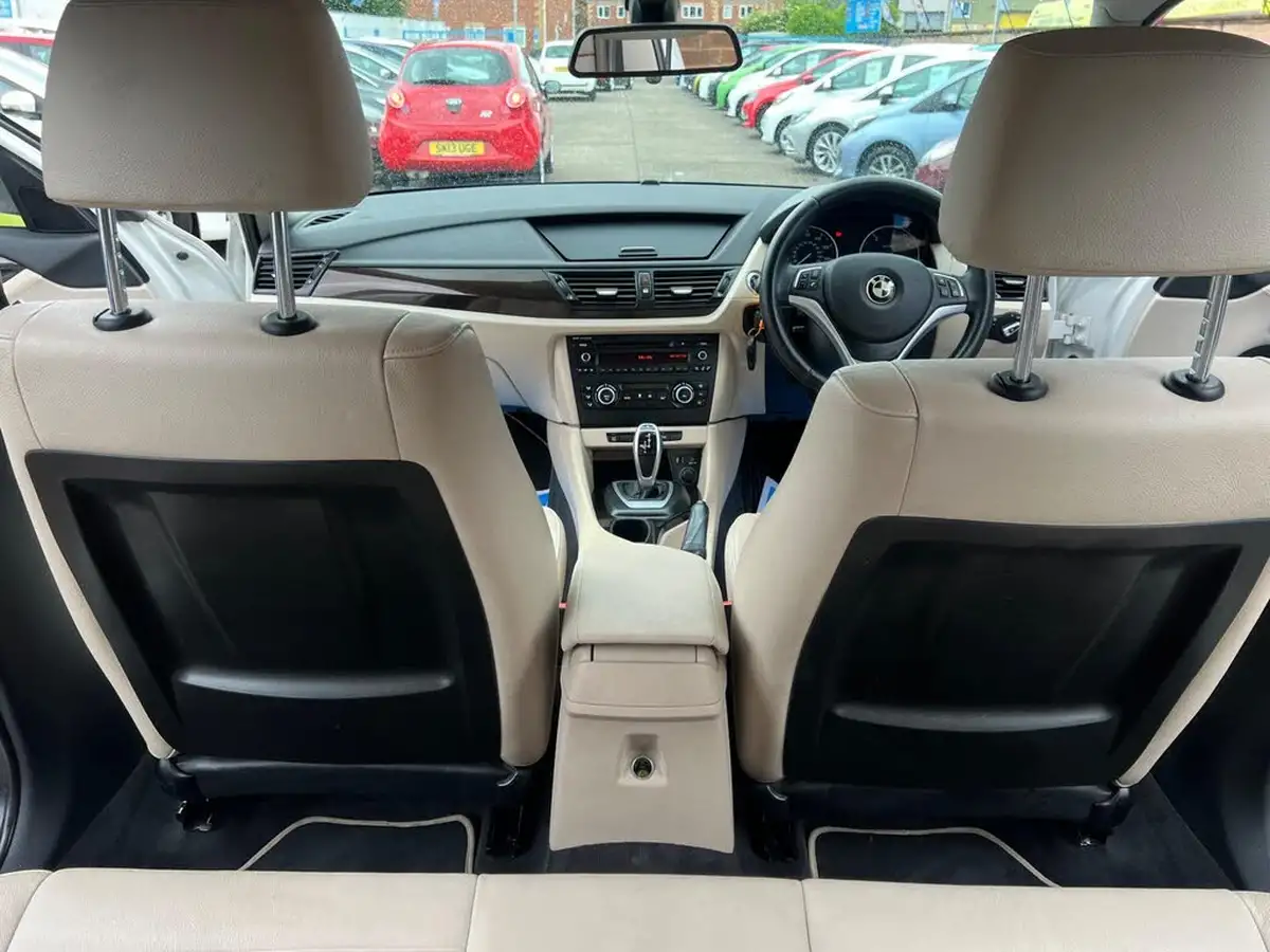2013-bmw-x1-20td-sdrive18d-xline-auto-big-29
