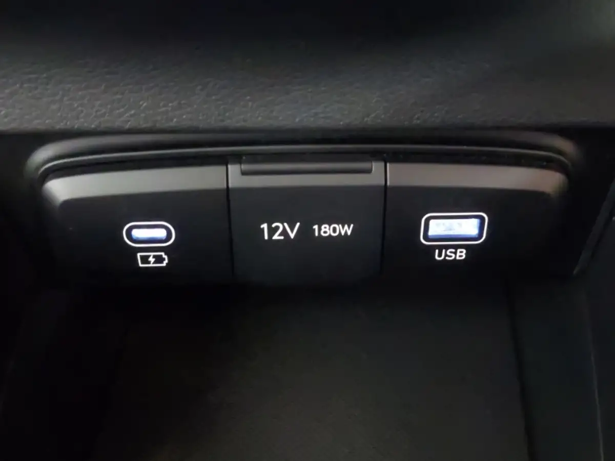 2024-hyundai-kona-e-ultimate-218ps-65kwh-big-14