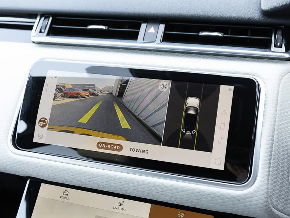 2022-land-rover-range-rover-velar-20-d200-r-dynamic-s-big-8