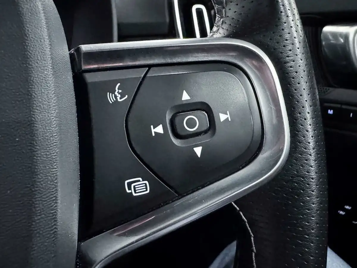 2019-volvo-xc40-20-t5-r-design-pro-big-44
