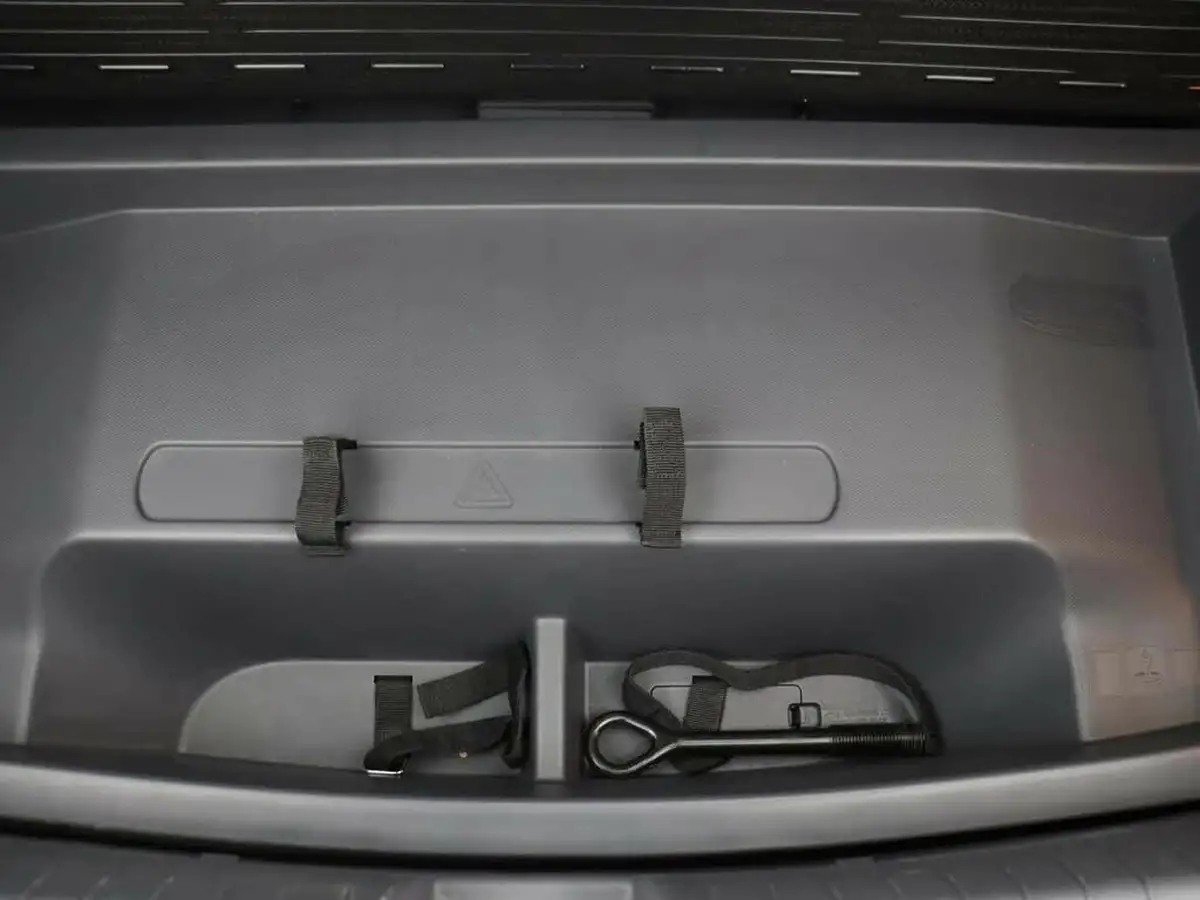 2020-hyundai-kona-e-premium-136ps-39kwh-big-29