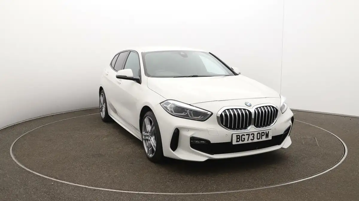 2023-bmw-1-series-15-118i-m-sport-lcp-dct-big-40
