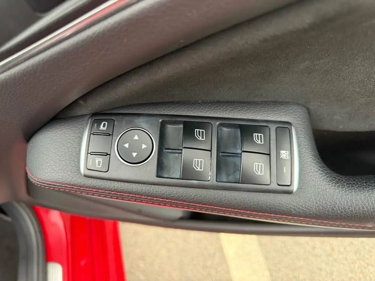 2018-mercedes-benz-a-class-16-a180-amg-line-ss-7g-dct-big-24