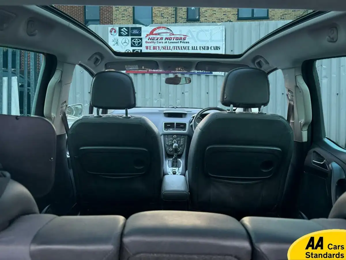 2014-vauxhall-meriva-14-se-120ps-1364cc-auto-big-9