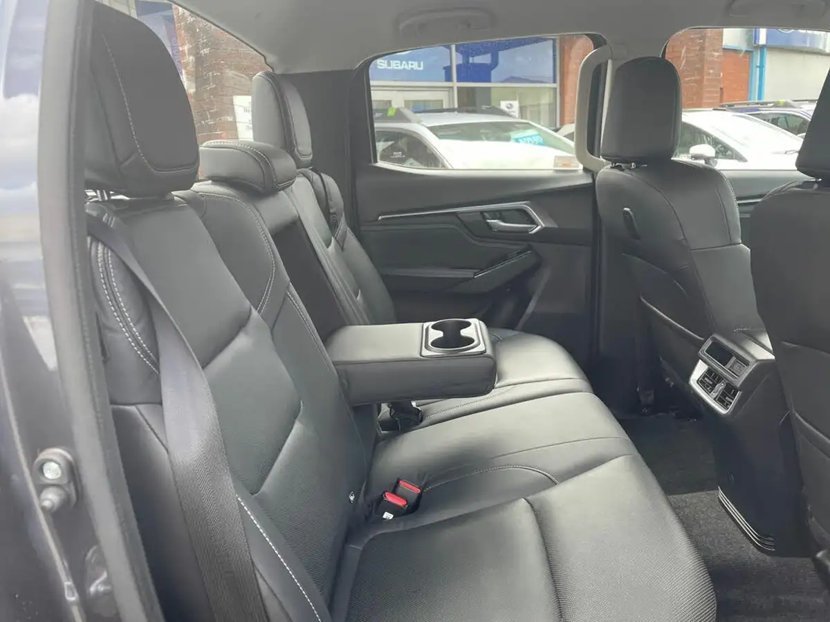 2021-isuzu-d-max-19td-dl40-big-7