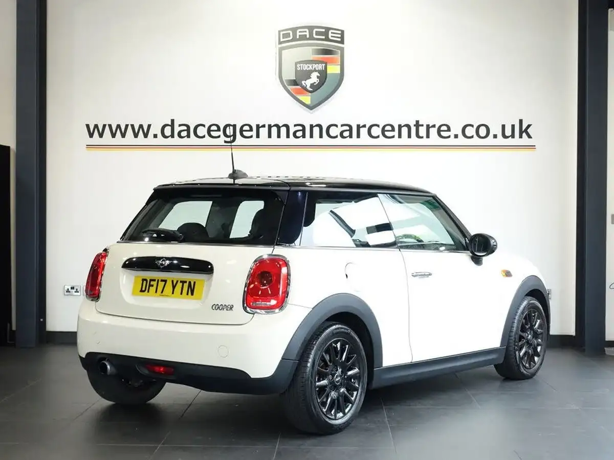2017-mini-cooper-15-cooper-ss-hatchback-3d-big-7