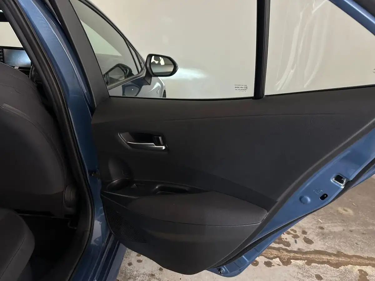 2021-toyota-corolla-18-vvt-i-icon-tech-trk-hatchback-5d-big-29
