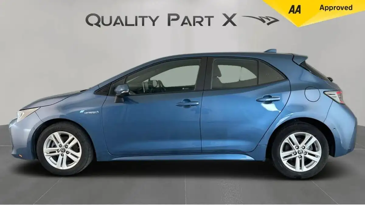 2021-toyota-corolla-18-vvt-i-icon-tech-trk-hatchback-5d-big-5