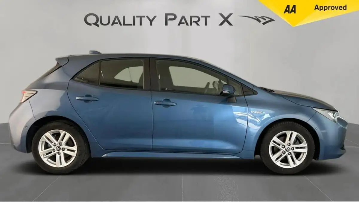 2021-toyota-corolla-18-vvt-i-icon-tech-trk-hatchback-5d-big-1
