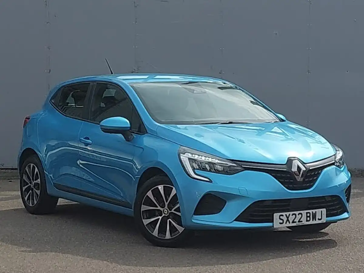 2022-renault-clio-10-tce-iconic-edition-big-0